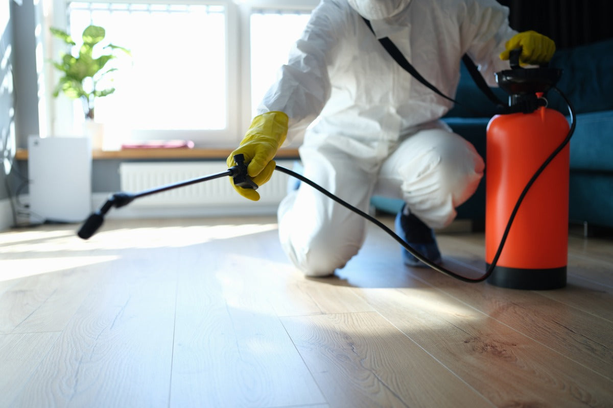 Pest Control Equipment & Supplies